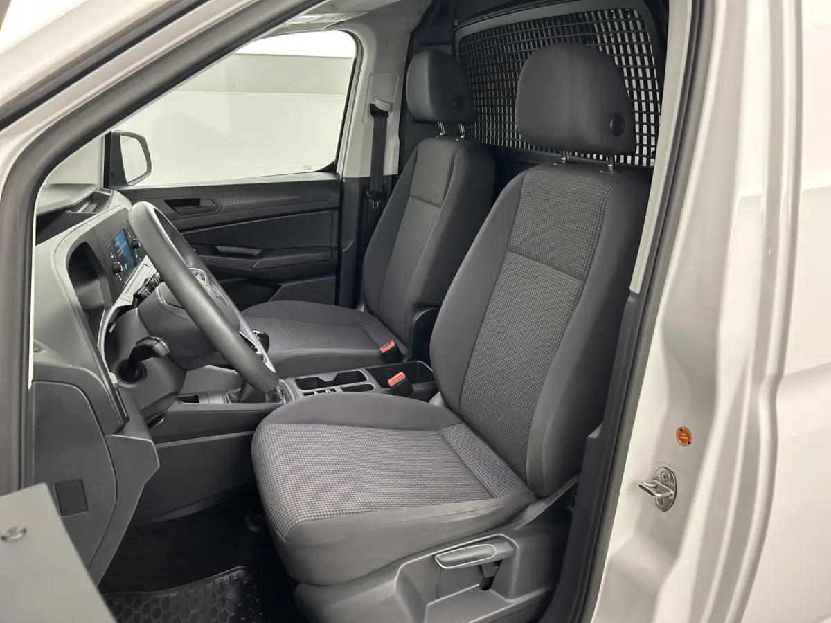 2.0 TDI Style /DAB/Bluetooth/Airco/Betimmering