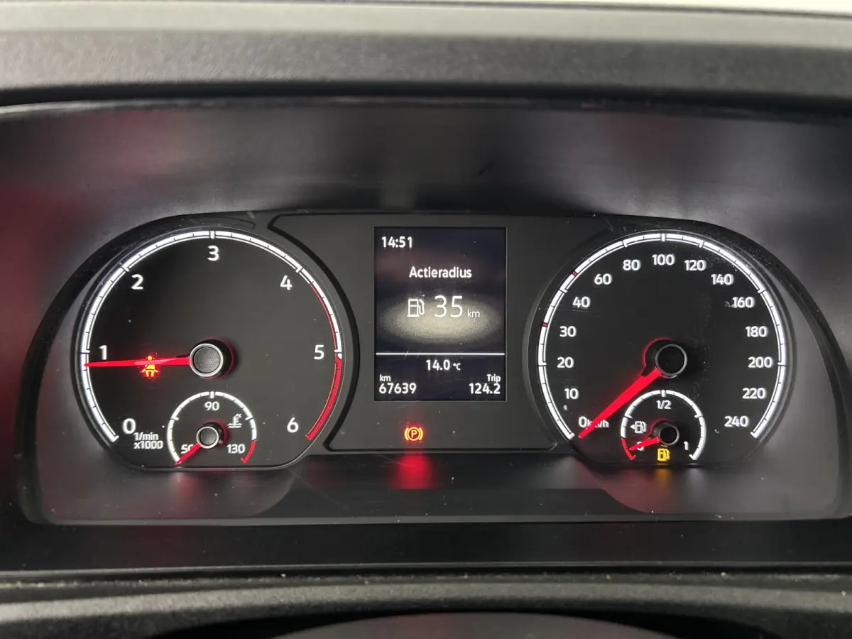 2.0 TDI Style /DAB/Bluetooth/Airco/Betimmering