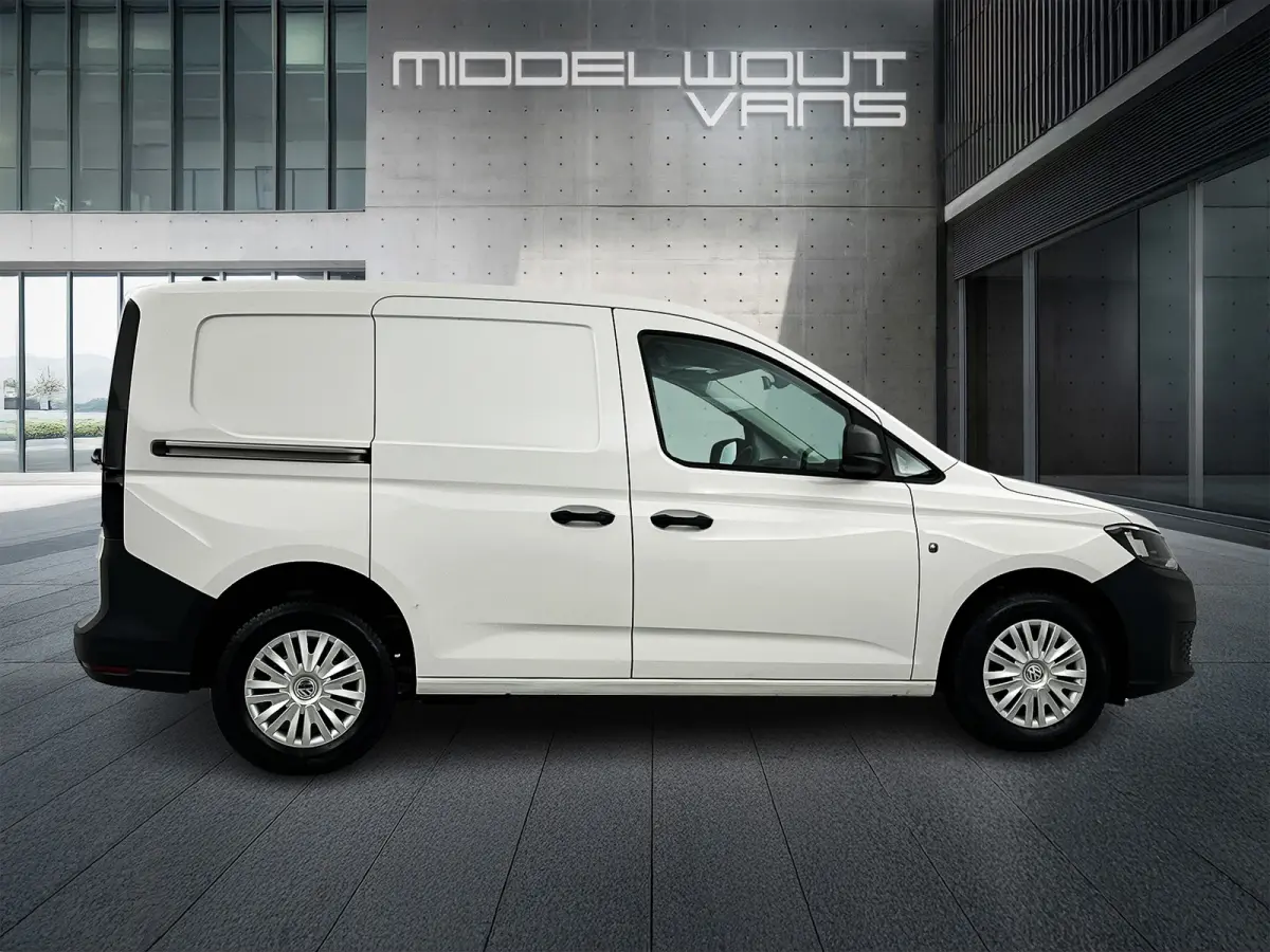 2.0 TDI Style /DAB/Bluetooth/Airco/Betimmering