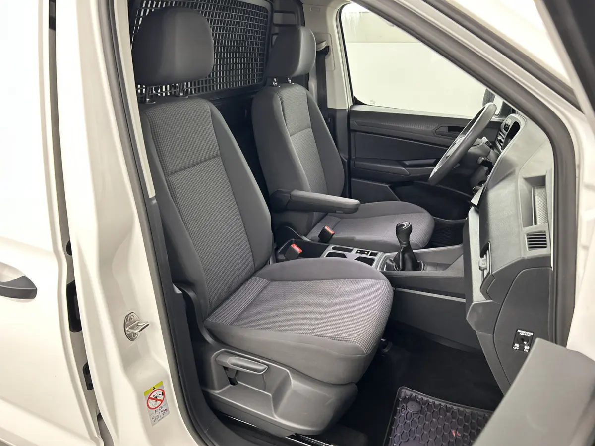 2.0 TDI Style /DAB/Bluetooth/Airco/Betimmering