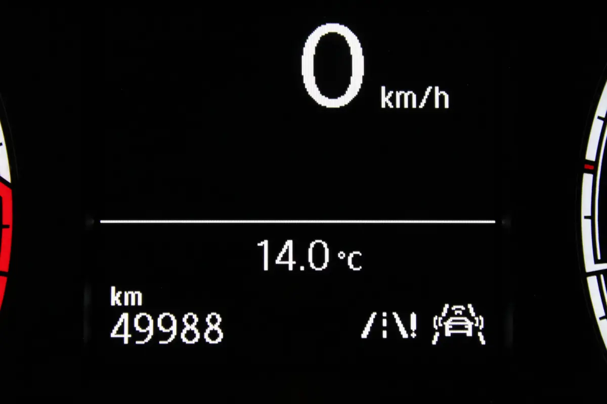 1.0 TSI Life > All season banden/ACC/PDC V+A/Navigatie via Apple Carplay/Android Auto