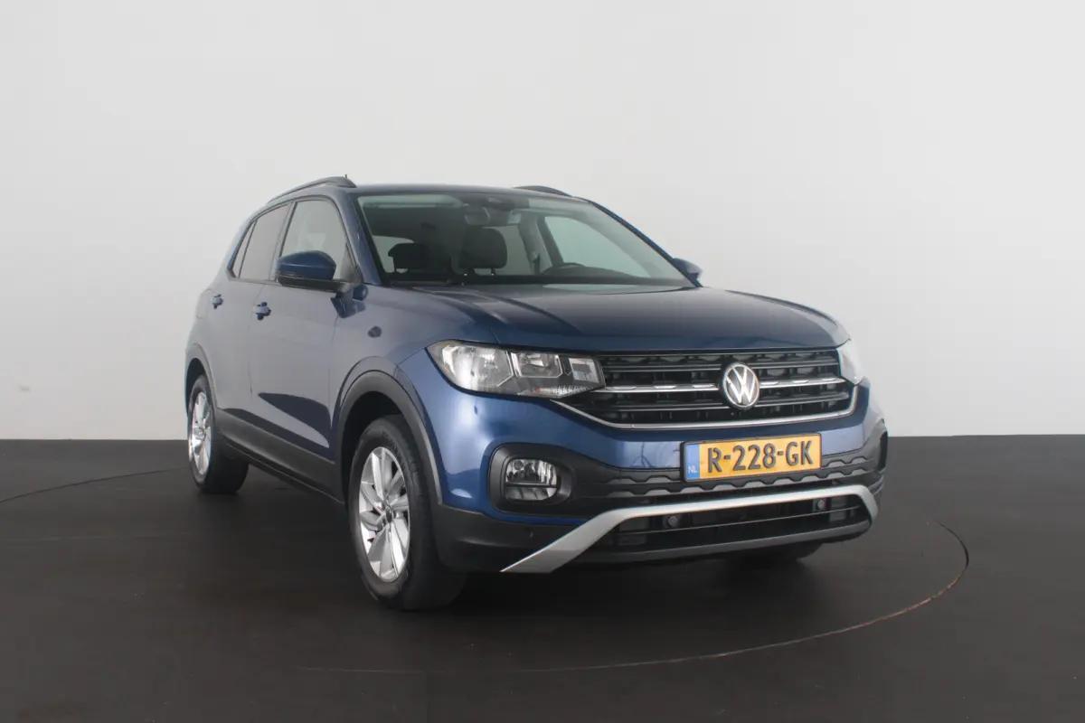 1.0 TSI Life > All season banden/ACC/PDC V+A/Navigatie via Apple Carplay/Android Auto