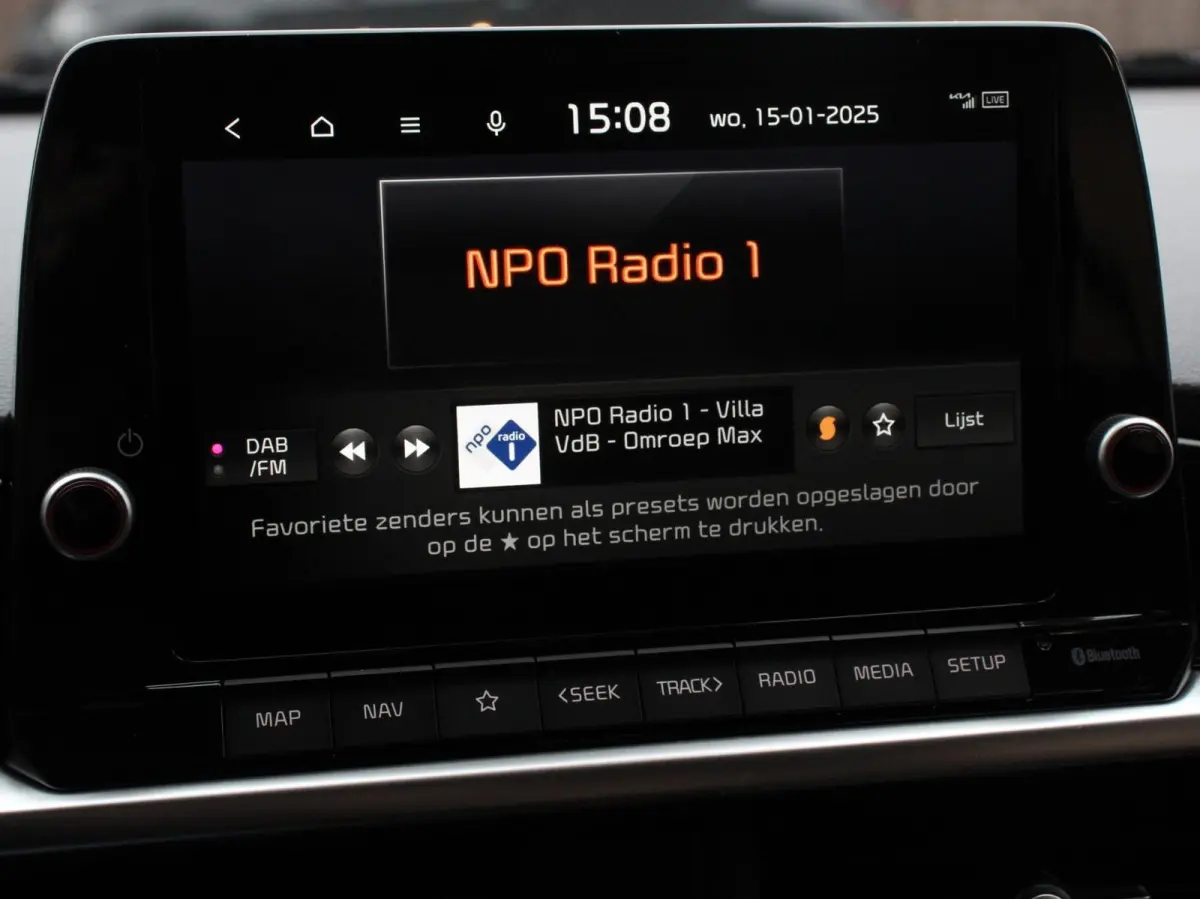 1.0 DPI DynamicLine Automaat Navigatie Apple Carplay/Android auto Airco Camera DAB Lichtmetalen velgen Bluetooth