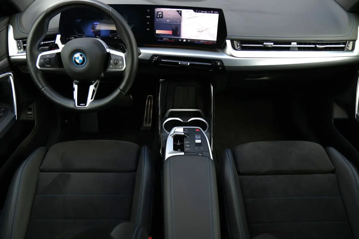 XDrive25e M-Sport 20 Inch Black Edition
