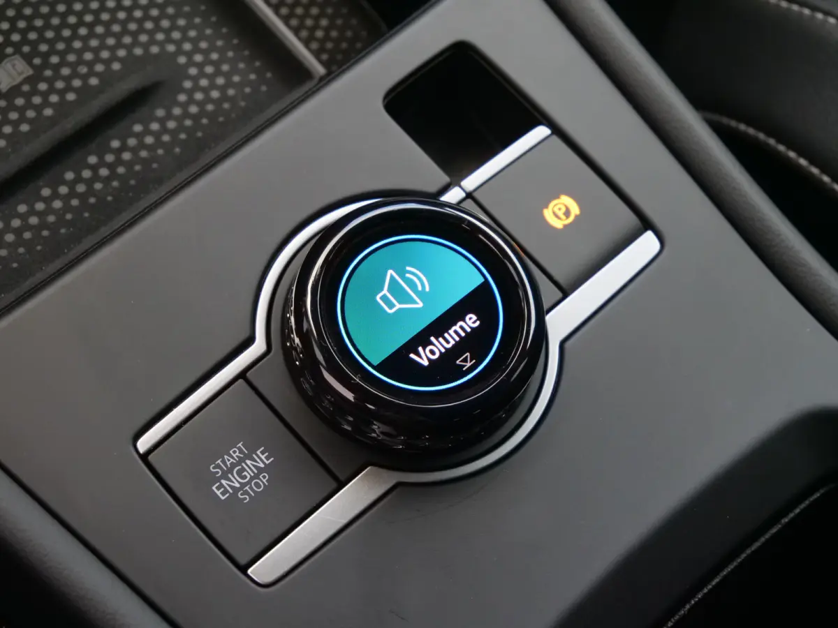 1.5 eTSI R-Line 150 Pk Automaat Apple Carplay / DAB / Camera