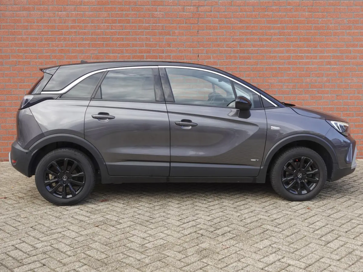1.2 Turbo 130pk Automaat Elegance Opel Crossland 1.2 Turbo 130pk AUT. Elegance Navigatie Apple Carplay/Android Auto Camera Parkeersensoren Cruise Control Stoel- en Stuurverwarming Keyless En