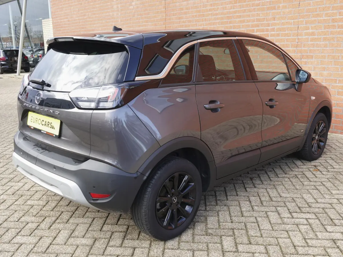 1.2 Turbo 130pk Automaat Elegance Opel Crossland 1.2 Turbo 130pk AUT. Elegance Navigatie Apple Carplay/Android Auto Camera Parkeersensoren Cruise Control Stoel- en Stuurverwarming Keyless En