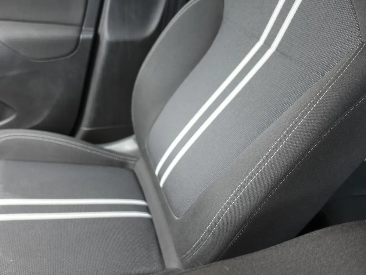 1.2 Turbo 130pk Automaat Elegance Opel Crossland 1.2 Turbo 130pk AUT. Elegance Navigatie Apple Carplay/Android Auto Camera Parkeersensoren Cruise Control Stoel- en Stuurverwarming Keyless En
