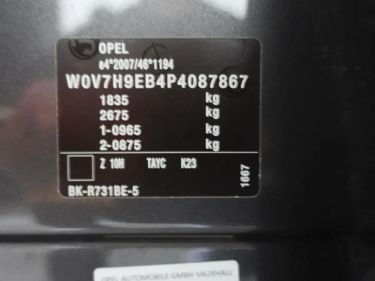 1.2 Turbo 130pk Automaat Elegance Opel Crossland 1.2 Turbo 130pk AUT. Elegance Navigatie Apple Carplay/Android Auto Camera Parkeersensoren Cruise Control Stoel- en Stuurverwarming Keyless En
