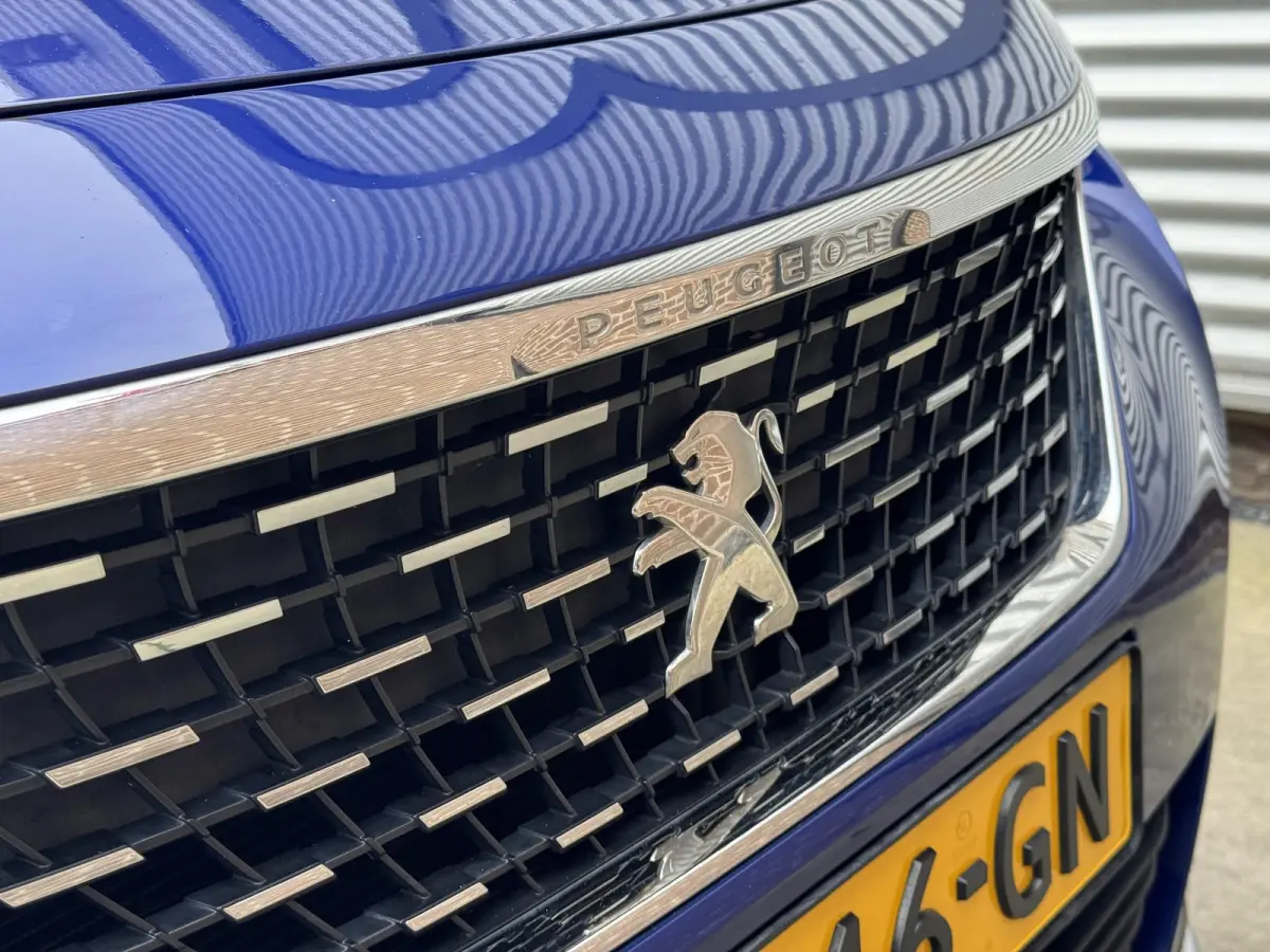 1.2 PureTech Access 2e Eigenaar|Navi|Clima|Trekhaak|Cruise|Carplay|APK tot 09-2027