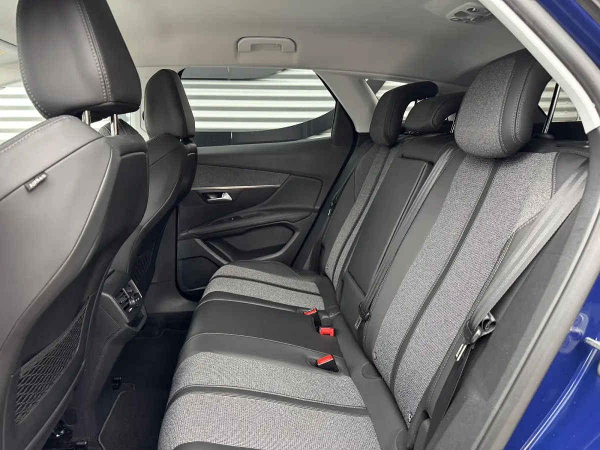 1.2 PureTech Access 2e Eigenaar|Navi|Clima|Trekhaak|Cruise|Carplay|APK tot 09-2027