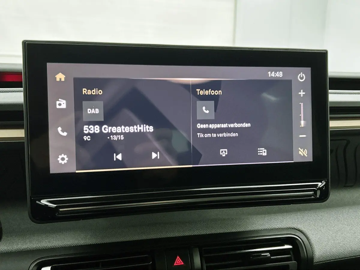 SUV Plus Hybrid 145pk Automaat | Navigatie via draadloze Apple Carplay / Android Auto | Achteruitrijcamera | Climate Control | Cruise Control | Parkeersensoren | Bluetooth | Comfortstoelen |