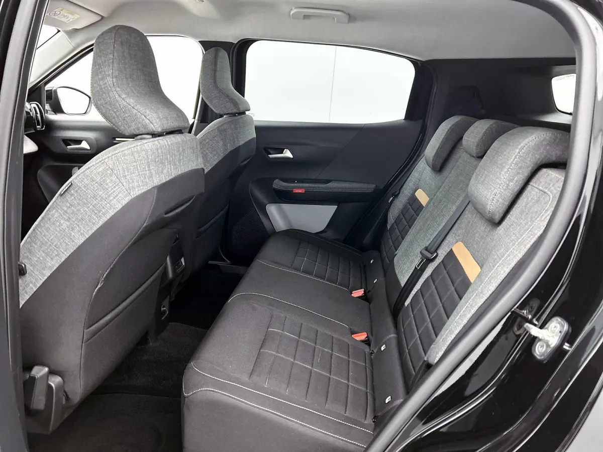 SUV Plus Hybrid 145pk Automaat | Navigatie via draadloze Apple Carplay / Android Auto | Achteruitrijcamera | Climate Control | Cruise Control | Parkeersensoren | Bluetooth | Comfortstoelen |