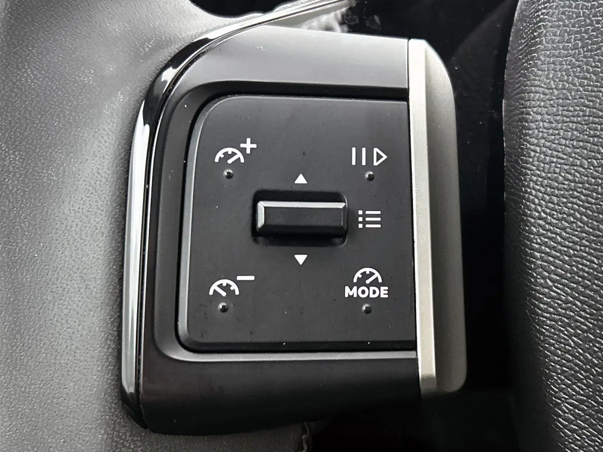 SUV Plus Hybrid 145pk Automaat | Navigatie via draadloze Apple Carplay / Android Auto | Achteruitrijcamera | Climate Control | Cruise Control | Parkeersensoren | Bluetooth | Comfortstoelen |