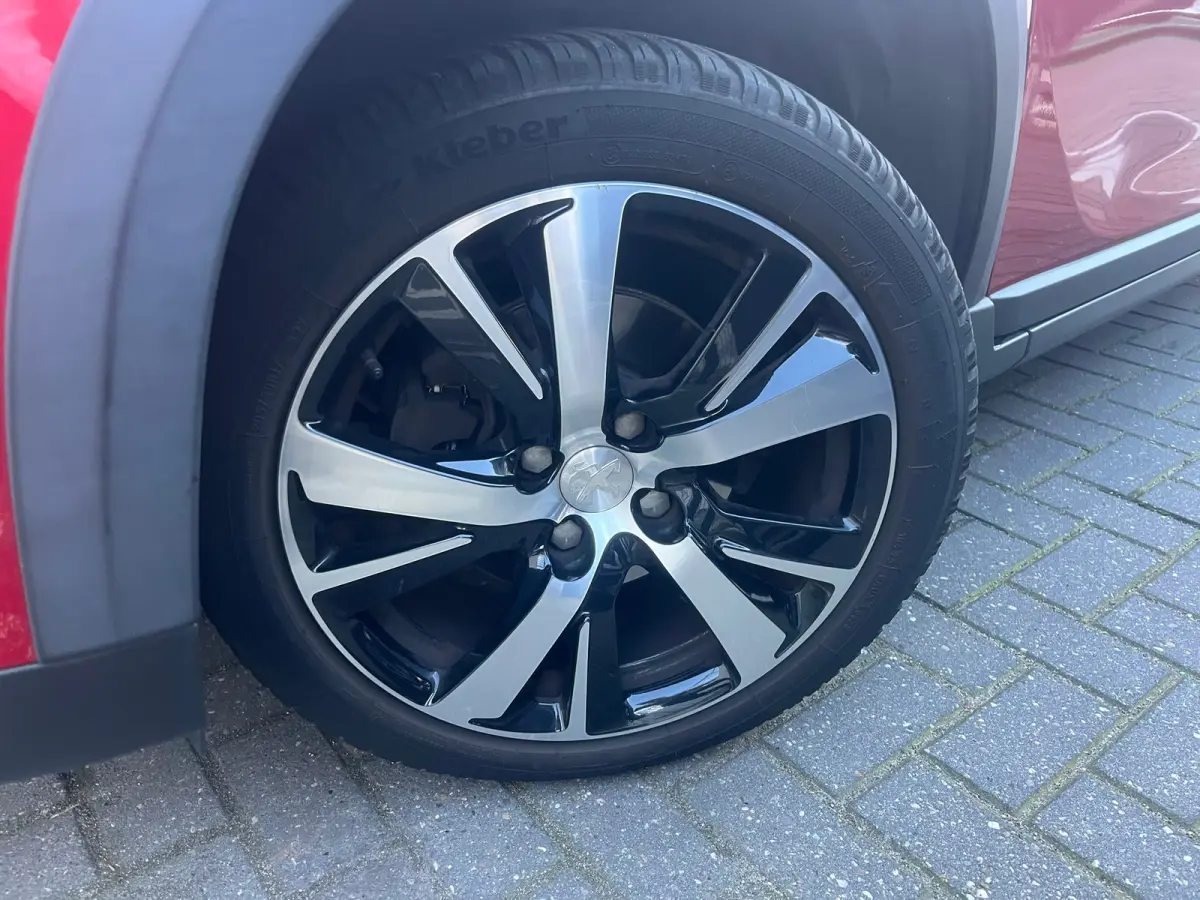 1.2 PureTech GT-Line Panoramadak | Half leder| Cruise | Climate Control | Trekhaak | | Achteruitrijcamera | Airco | Cruise control