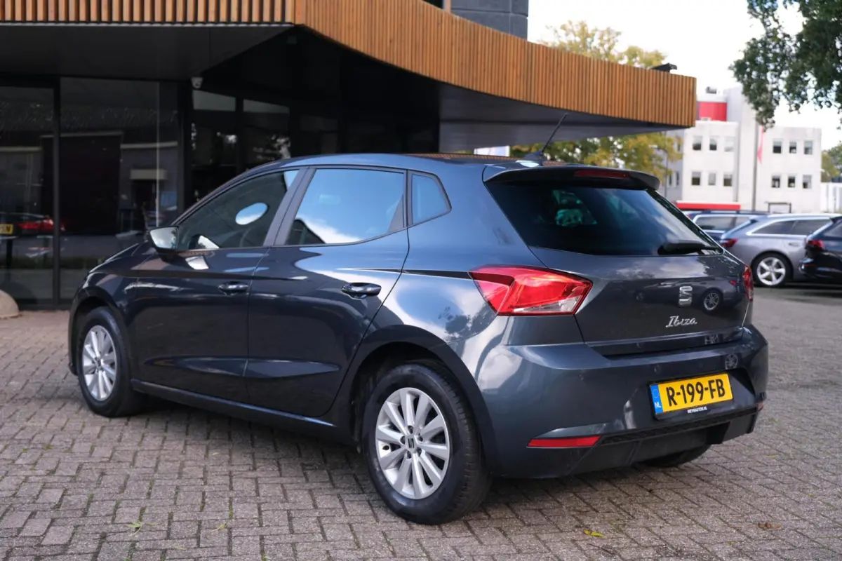 1.0 Style|Rijklaar!|Carplay|LaneAssist|FrontAssist|DAB|Cruise
