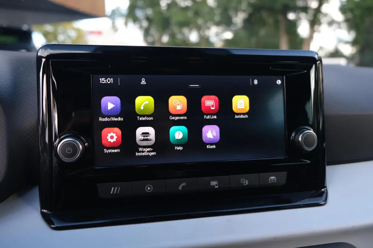 1.0 Style|Rijklaar!|Carplay|LaneAssist|FrontAssist|DAB|Cruise