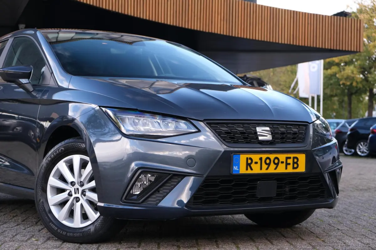 1.0 Style|Rijklaar!|Carplay|LaneAssist|FrontAssist|DAB|Cruise