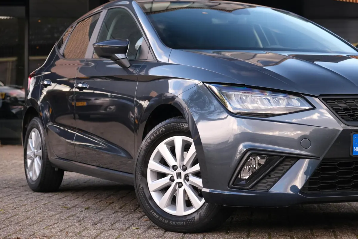 1.0 Style|Rijklaar!|Carplay|LaneAssist|FrontAssist|DAB|Cruise