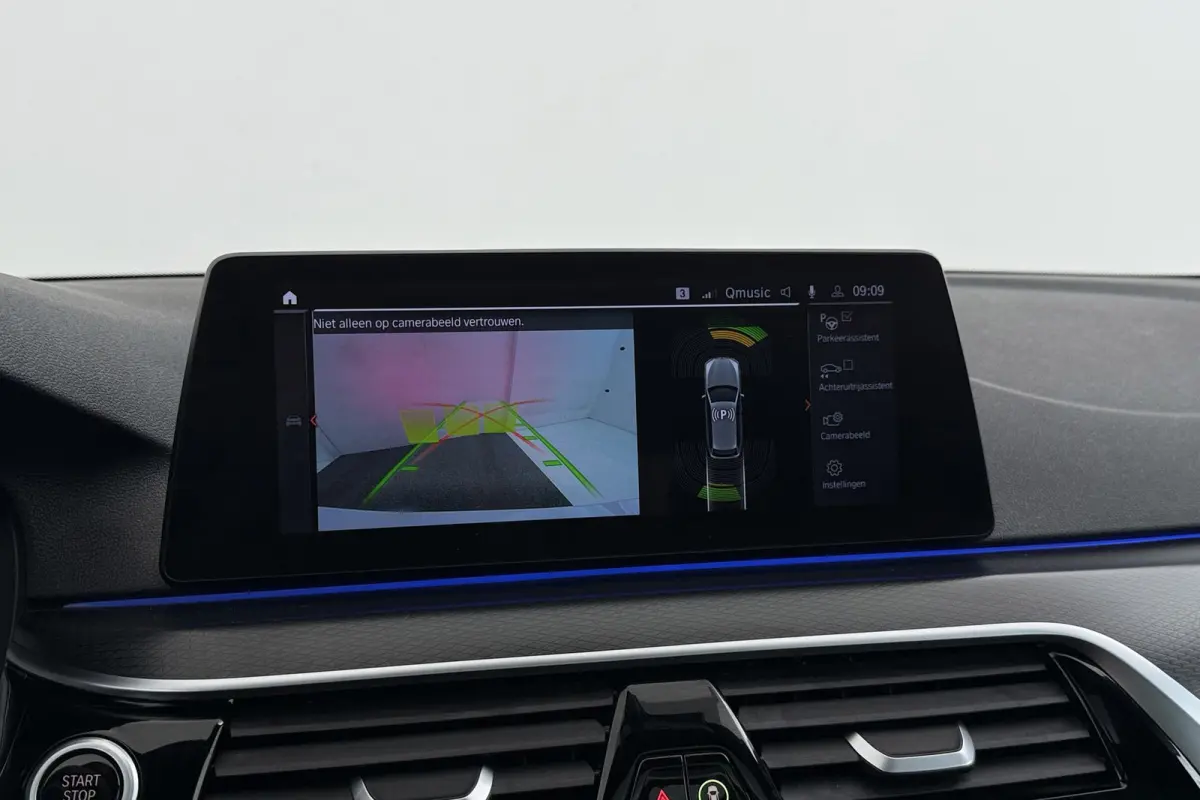 520i High Executive M-Sport | Panoramadak | Dealer Ond. | CarPlay | Stoelverwarming | Comfortstoelen | Head-Up