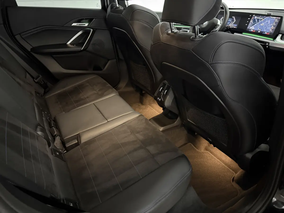 sDrive20i M-Sport | Pano | Virtual | Camera | Sfeer | Winterpack | Carplay | Cruise | NAP