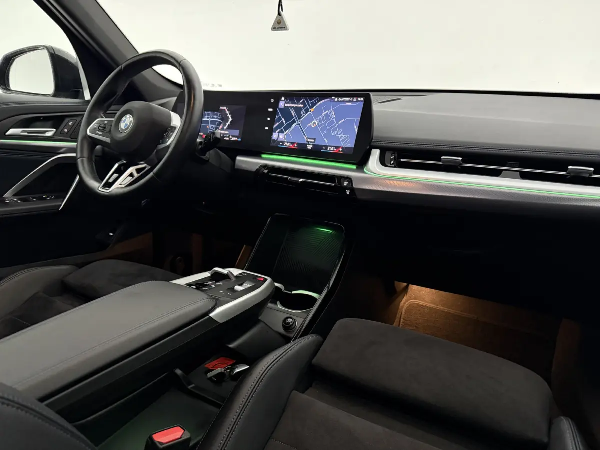 sDrive20i M-Sport | Pano | Virtual | Camera | Sfeer | Winterpack | Carplay | Cruise | NAP