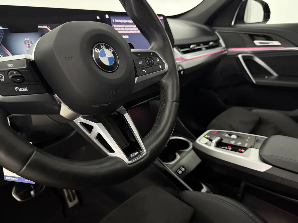 sDrive20i M-Sport | Pano | Virtual | Camera | Sfeer | Winterpack | Carplay | Cruise | NAP