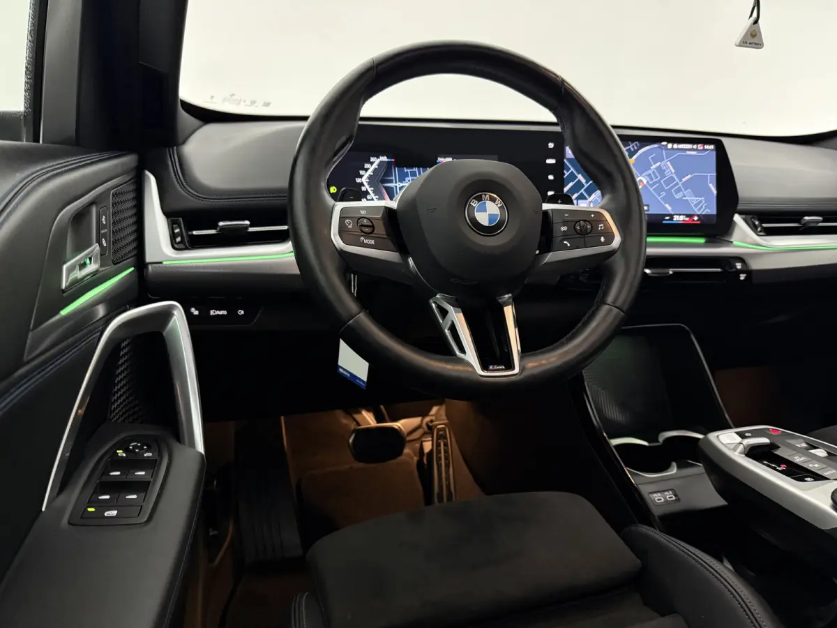sDrive20i M-Sport | Pano | Virtual | Camera | Sfeer | Winterpack | Carplay | Cruise | NAP