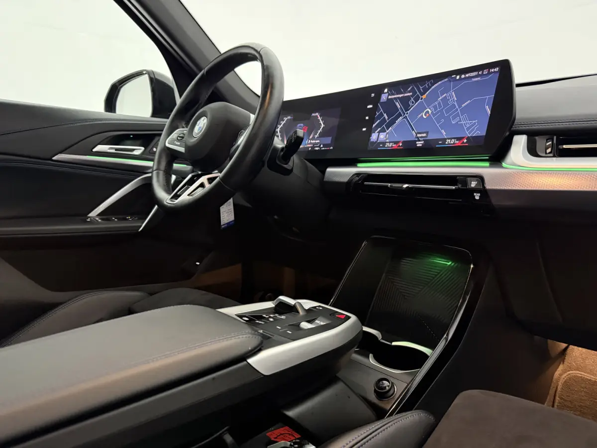 sDrive20i M-Sport | Pano | Virtual | Camera | Sfeer | Winterpack | Carplay | Cruise | NAP