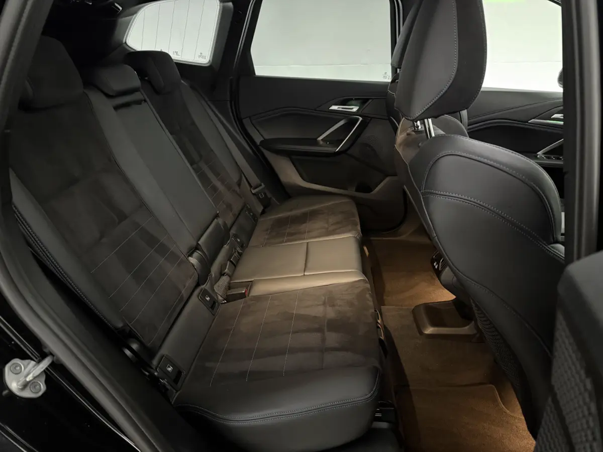 sDrive20i M-Sport | Pano | Virtual | Camera | Sfeer | Winterpack | Carplay | Cruise | NAP