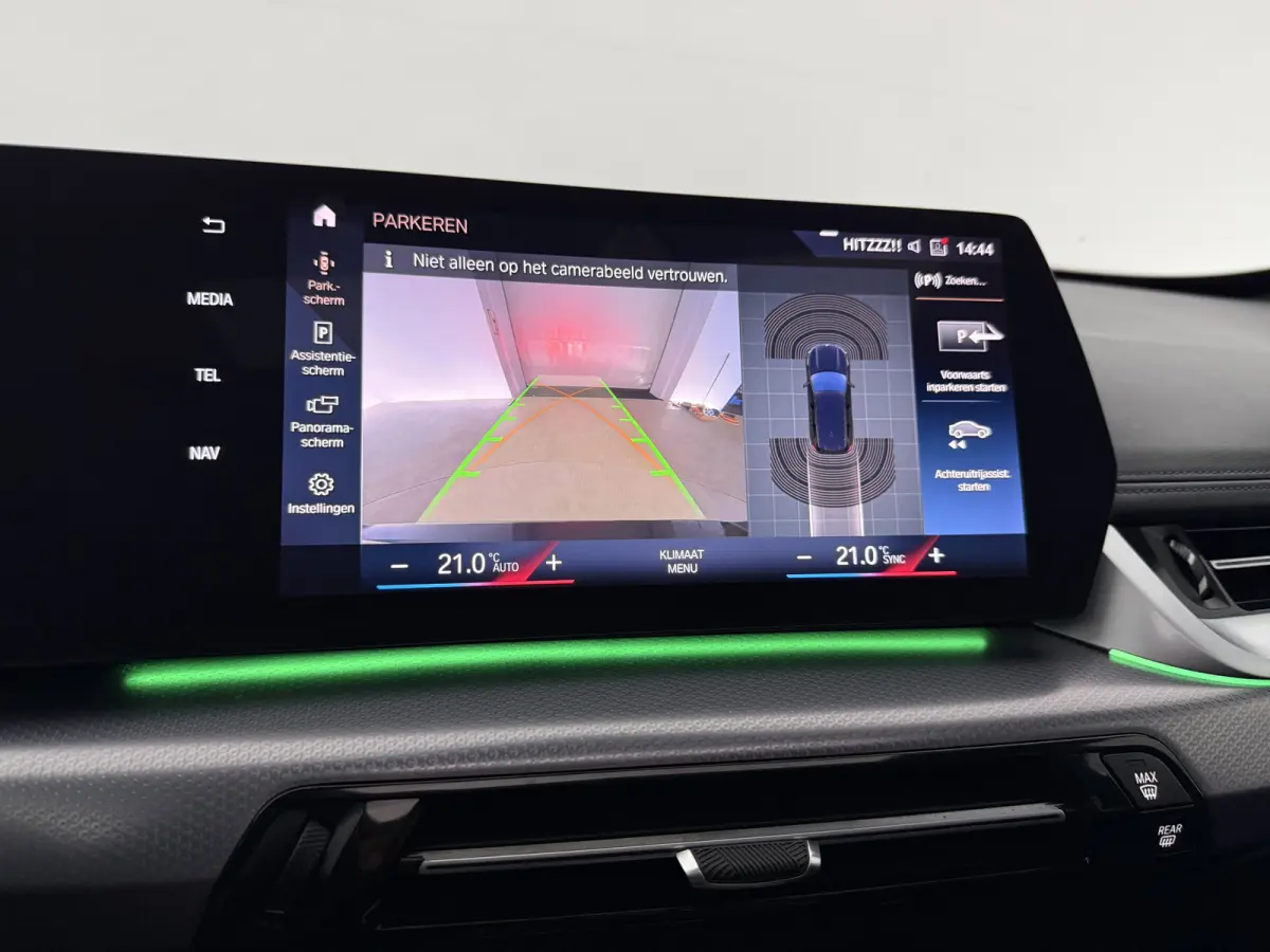 sDrive20i M-Sport | Pano | Virtual | Camera | Sfeer | Winterpack | Carplay | Cruise | NAP