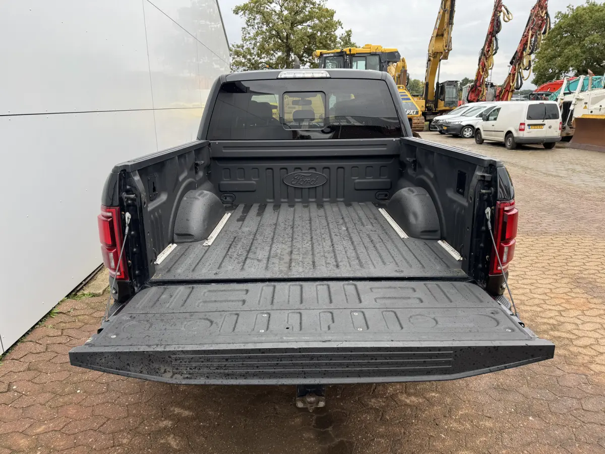 F-150 Raptor USA 3.5 V6 456PK Gereviseerde Motor + Turbos met groot onderhoud! Benzine/LPG 4x4 SuperCrew TwinTurbo Panoramadak Off-Road 4x4 Automaat Memory 3.5t Trekhaak Stoelverwarming + ve