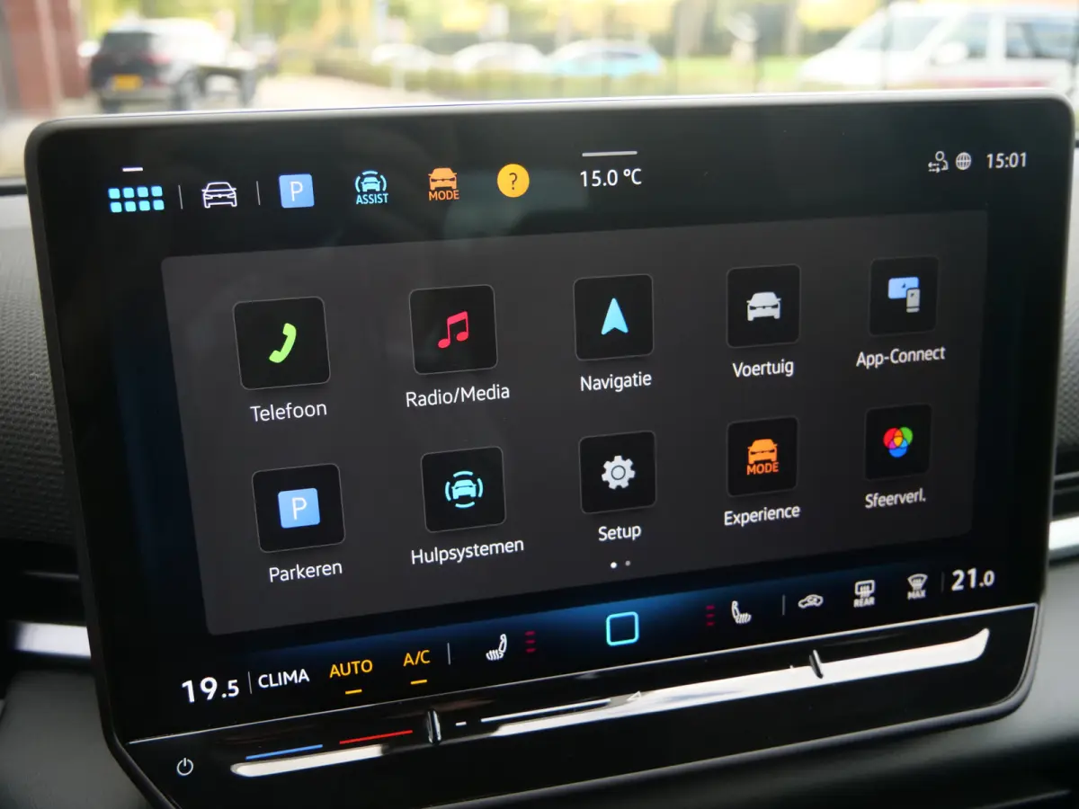 1.5 eTSI R-Line 150 Pk Automaat Apple Carplay / DAB / Camera