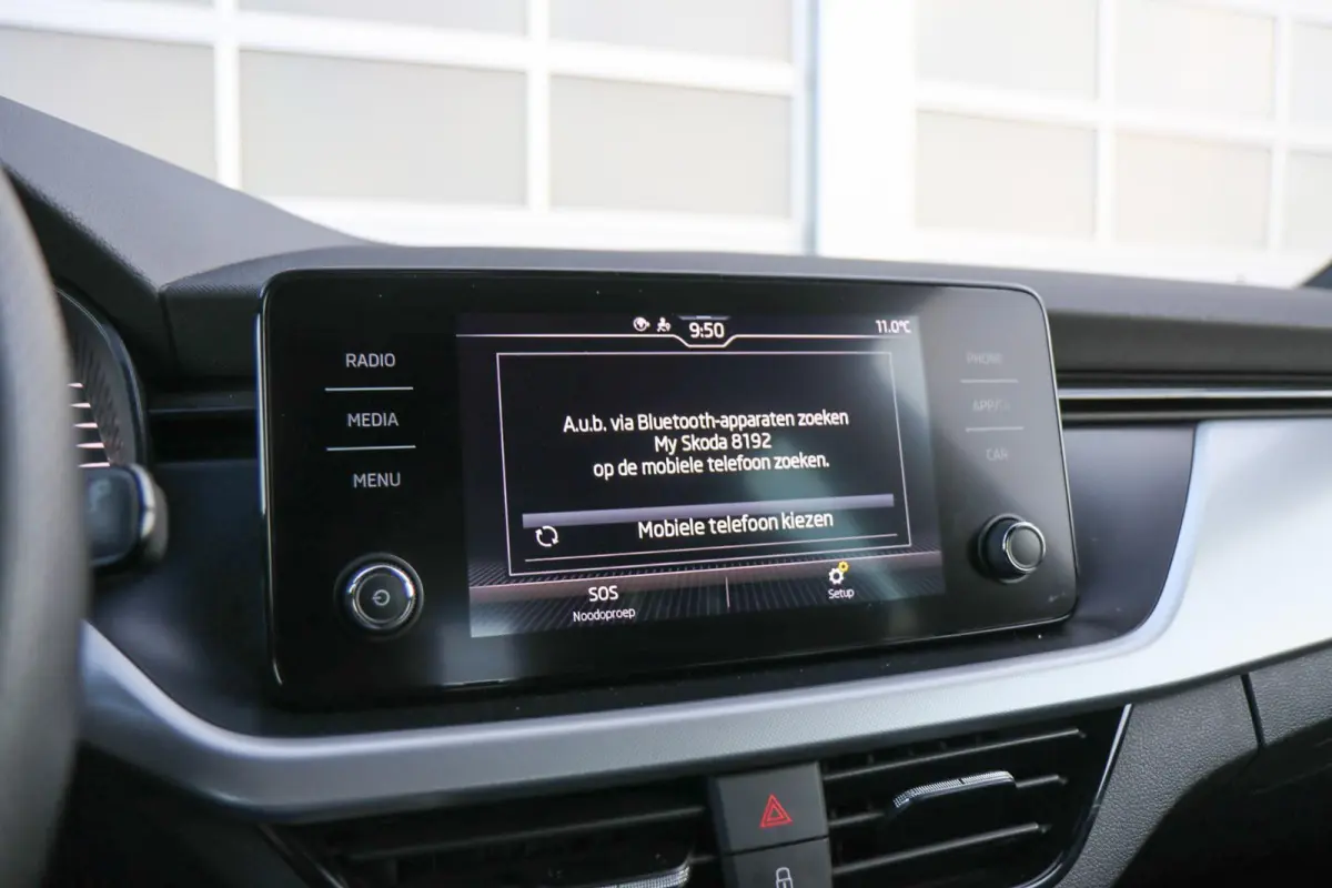 1.0 TSI 110pk Sport Business | Smart Link | Achteruitrijcamera | Climate Control | 18" Velgen  | LED Verlichting