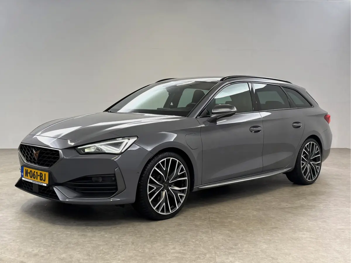 1.4 e-Hybrid VZ Adrenaline | Virtual | Camera | Sfeer | Carplay | Trekhaak | Stoel/Stuurverw. | NAP