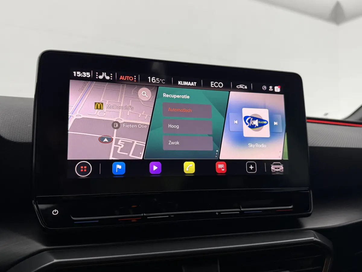1.4 e-Hybrid VZ Adrenaline | Virtual | Camera | Sfeer | Carplay | Trekhaak | Stoel/Stuurverw. | NAP