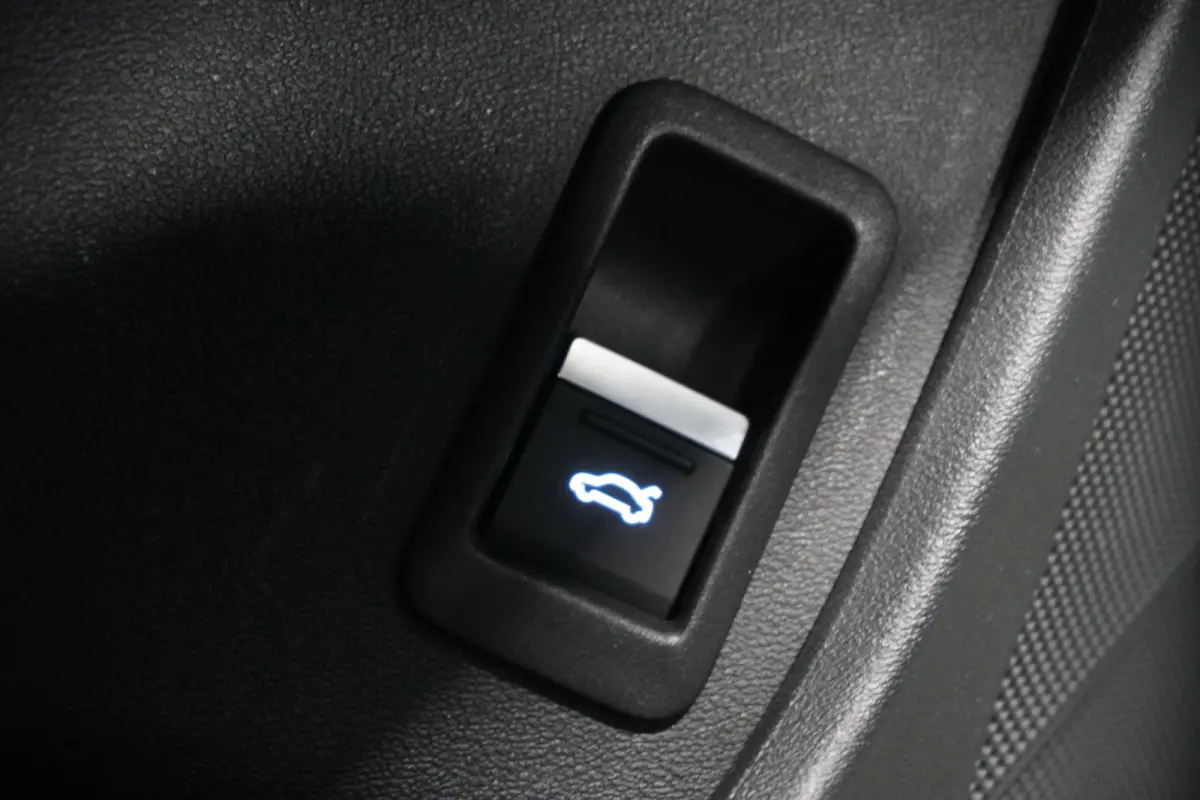 40 Launch edition Advanced S-Line 77 kWh 3 Fasen | Leder | Camera | Warmtepomp | ACC | €31.900,- Incl. BTW