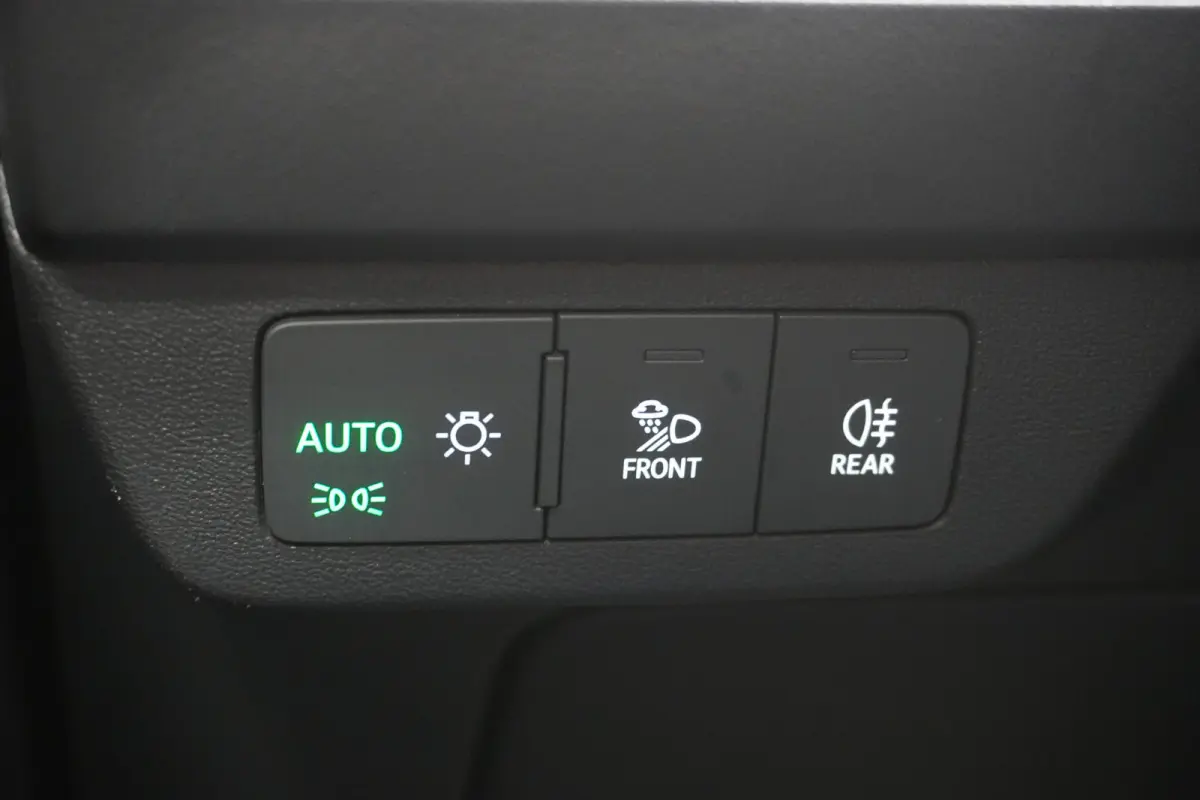 40 Launch edition Advanced S-Line 77 kWh 3 Fasen | Leder | Camera | Warmtepomp | ACC | €31.900,- Incl. BTW