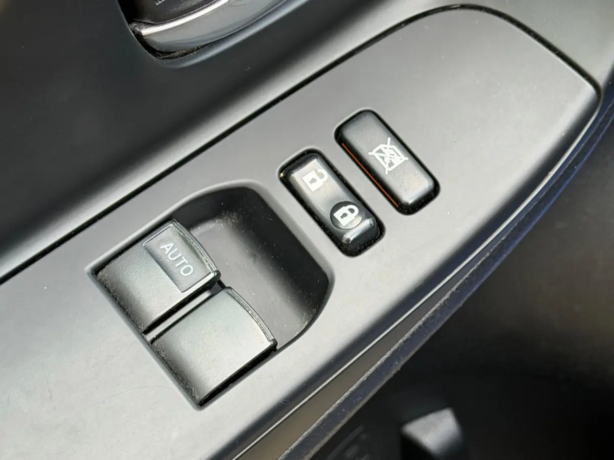 1.5 Hybrid Dynamic, Camera, Navi, Cruise, PDC