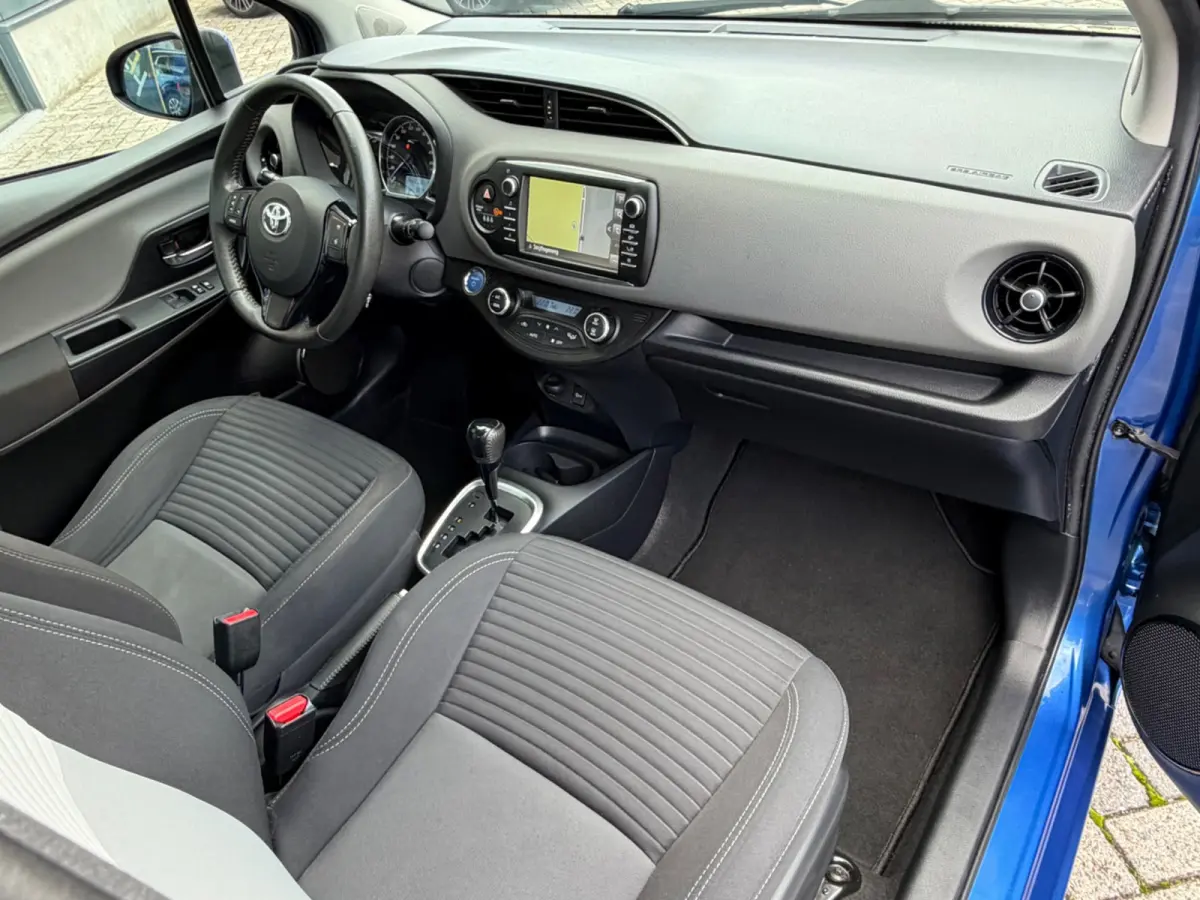 1.5 Hybrid Dynamic, Camera, Navi, Cruise, PDC