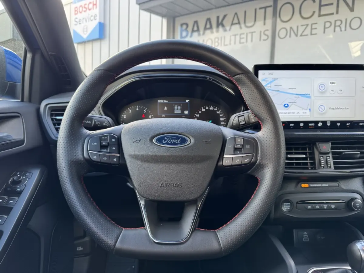 1.0 EcoBoost Hybrid ST Line | Navi | Climate | Carplay