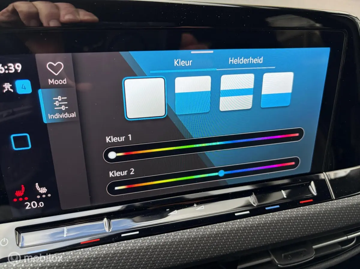 1.5 eTSI R-Line Business|Keyless entry|Camera|Carplay|Sfeerverlichting.