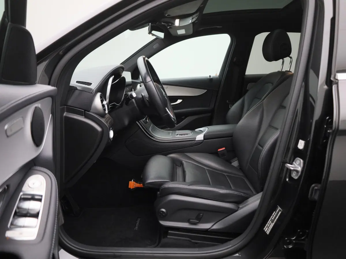 200 4MATIC Business Solution | Automaat | Panoramadak | Stoelverwarming | Achteruitrijcamera |