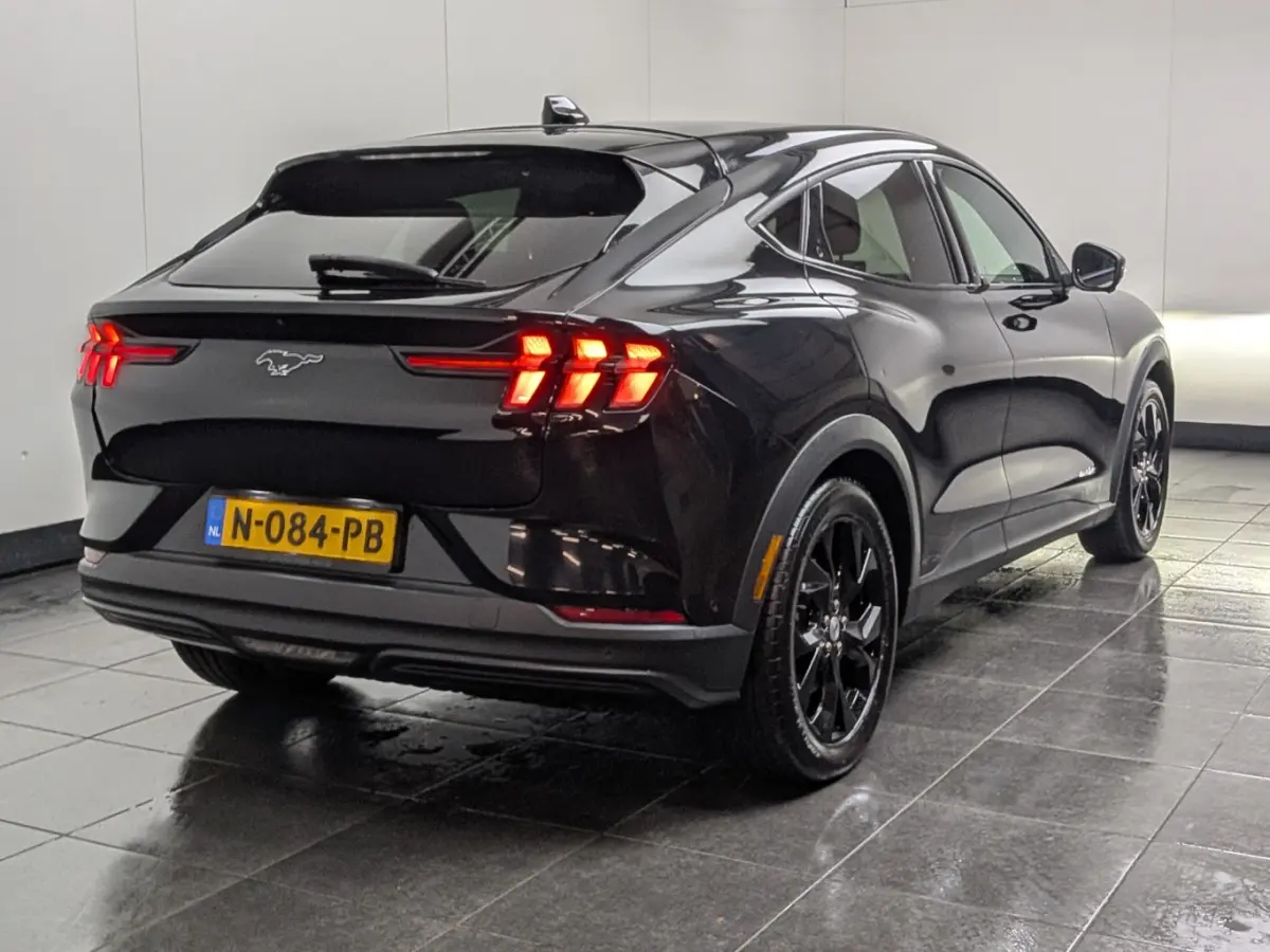 RWD 75 kWh | SOH 94.5% | B&O | 360 Camera | BLIS | Leder | Pano | Stoel- Stuurverwarming | Elek. Achterklep | Apple Carplay/Android Auto|telefoonintegratie premium | Audio installatie premiu