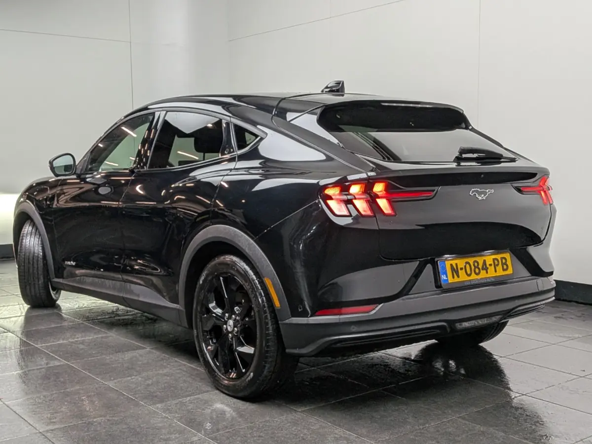 RWD 75 kWh | SOH 94.5% | B&O | 360 Camera | BLIS | Leder | Pano | Stoel- Stuurverwarming | Elek. Achterklep | Apple Carplay/Android Auto|telefoonintegratie premium | Audio installatie premiu