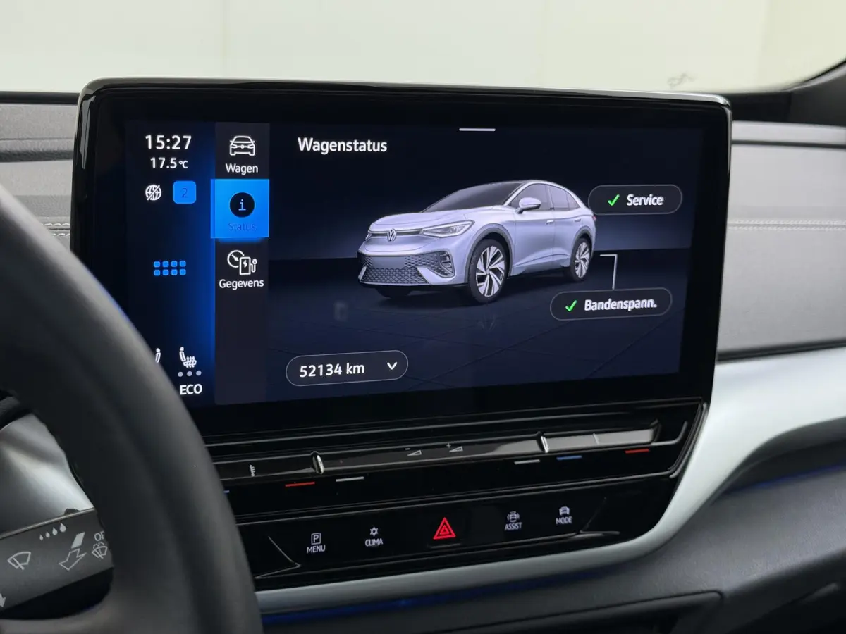ID.5 Pro 77 kWh PANORAMADAK | ADAPTIVE CRUISE CONTROL | 360° CAMERA | 92% SOH | STOEL VERWARMING | APPLE CARPLAY / ANDROID AUTO