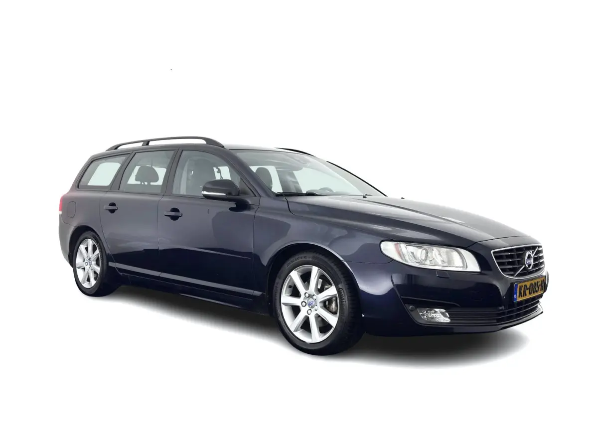 2.0 D4 Momentum Aut. *LEATHER | XENON | HEATED-COMFORTSEATS | NAVI-FULLMAP | ECC | PDC | CRUISE | 17''ALU*