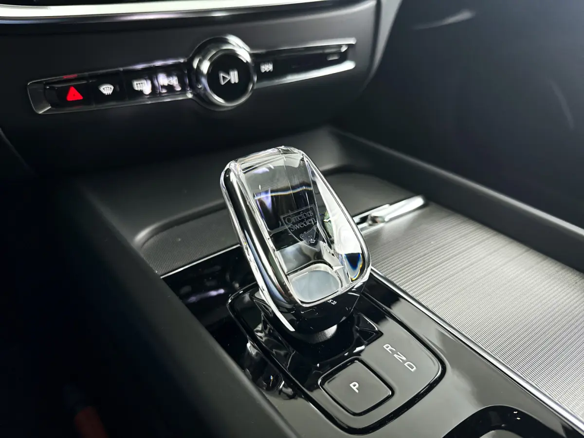 B5 AWD Pro | Panoramadak | 360° camera | Harman Kardon | HUD | Stoel- en stuurverwarming | Trekhaak