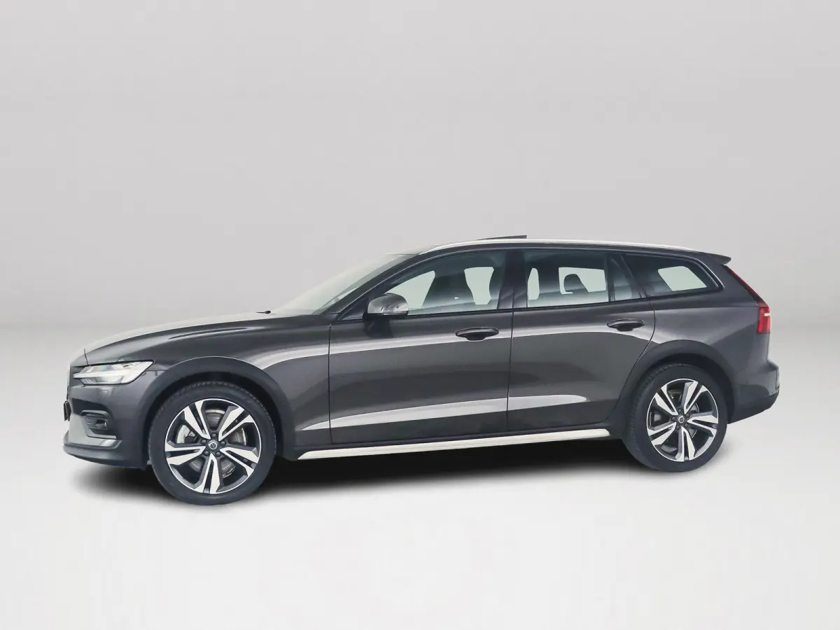 B5 AWD Pro | Panoramadak | 360° camera | Harman Kardon | HUD | Stoel- en stuurverwarming | Trekhaak