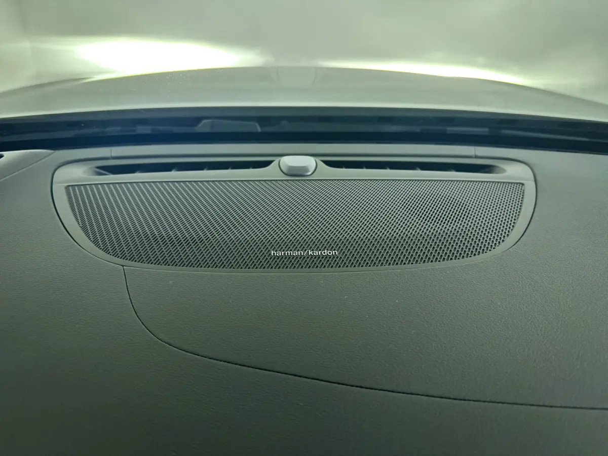B5 AWD Pro | Panoramadak | 360° camera | Harman Kardon | HUD | Stoel- en stuurverwarming | Trekhaak